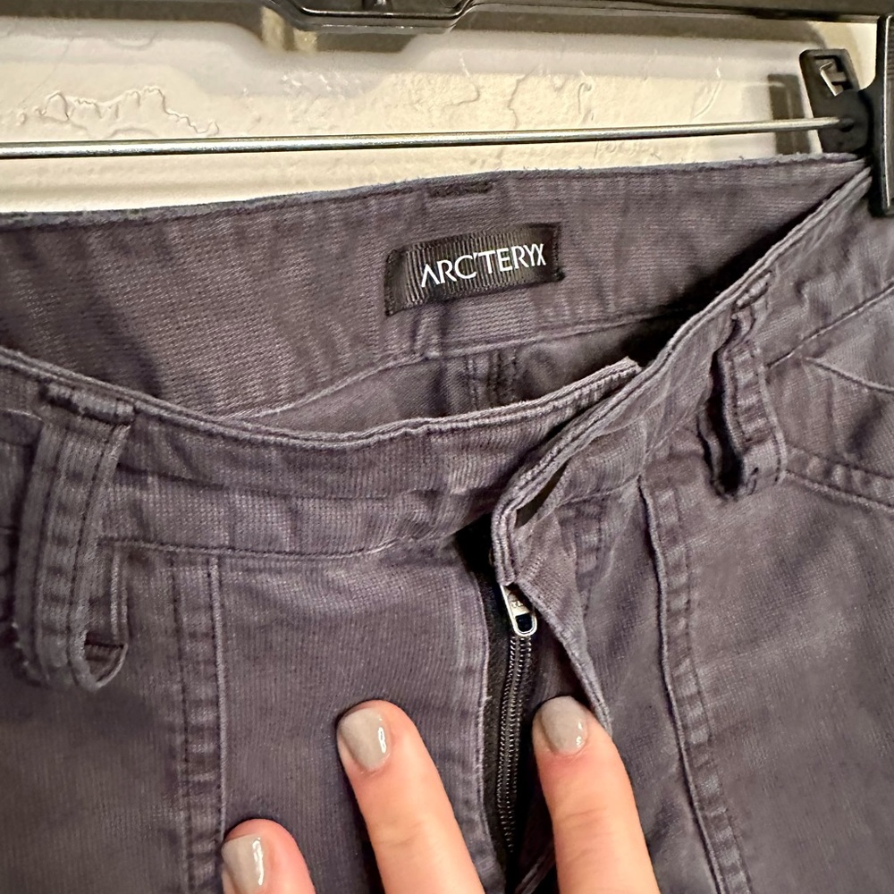 Arc’Teryx Pants Camden Chino Lightweight Outdoor Hiking Style GRAY SZ 6 - Picture 5 of 16